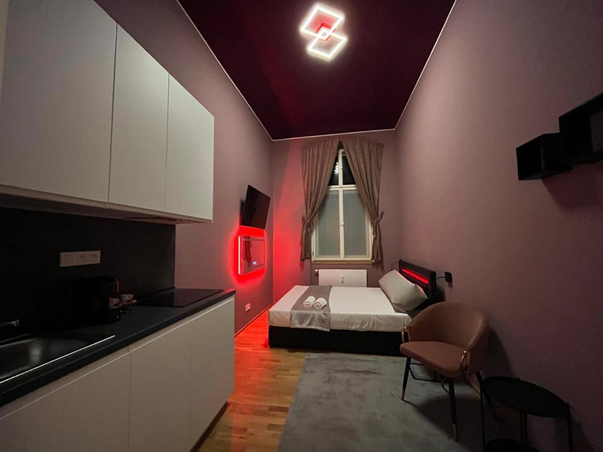 Spa Spa Apartments Vysehrad Prag Exteriör bild